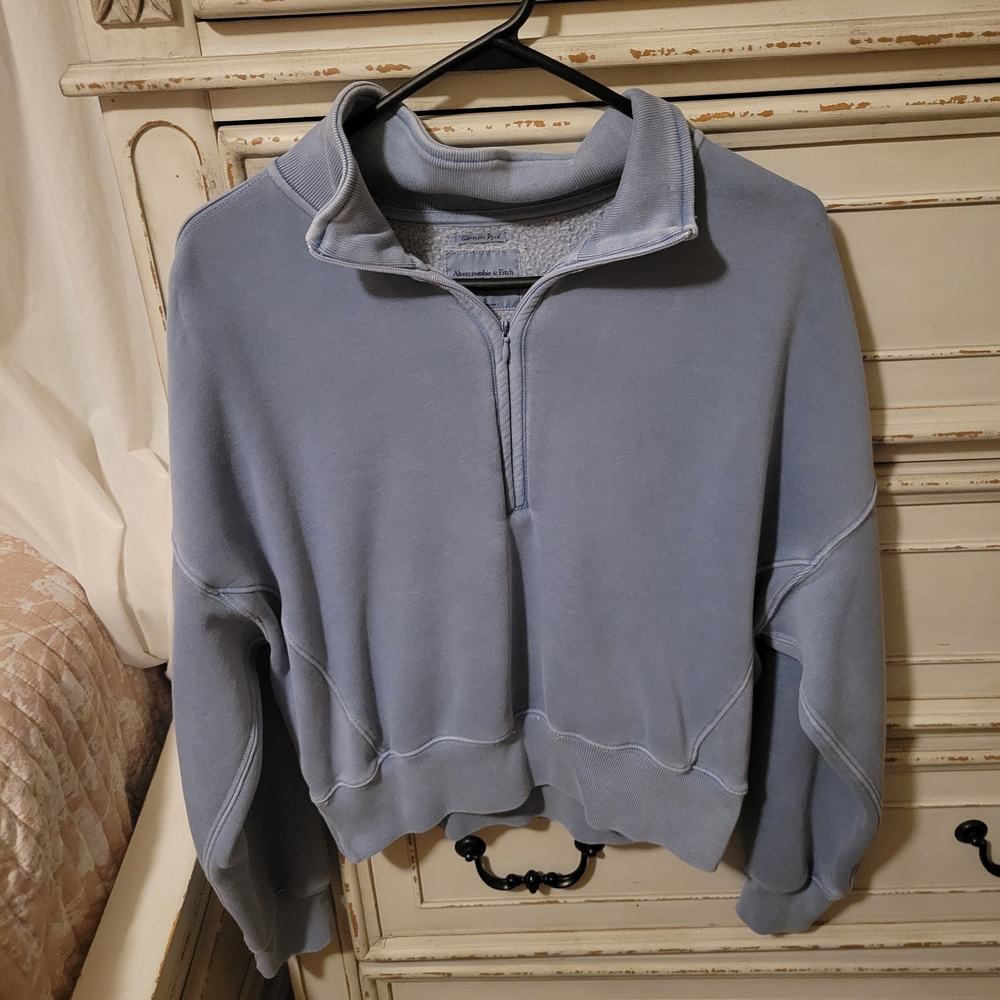 Abercrombie & Fitch Womens's Blue Cropped Zip-Up Sweater